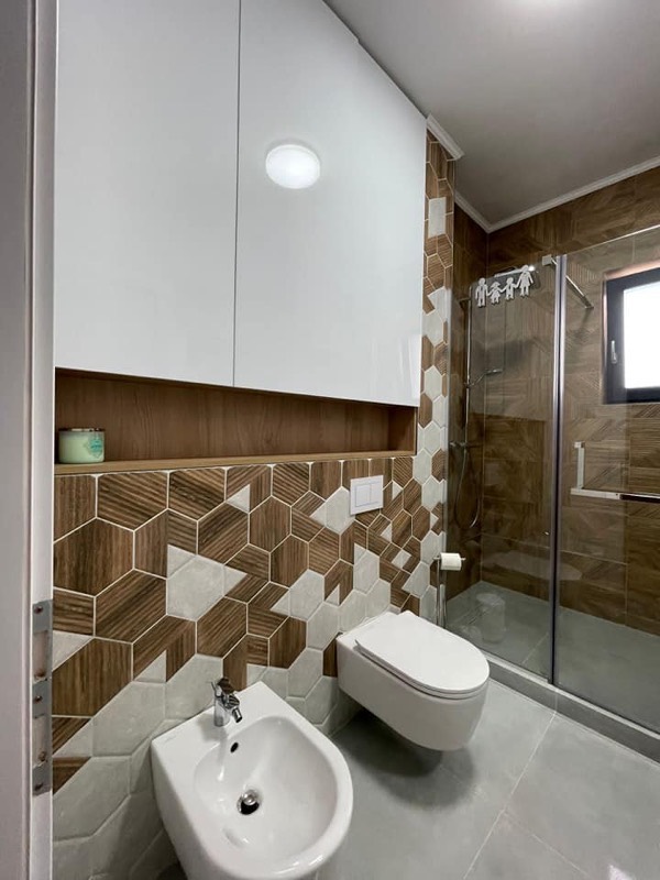 Mobilier de baie la comandă executat de Mobila VD în Oradea, lucrarea 2