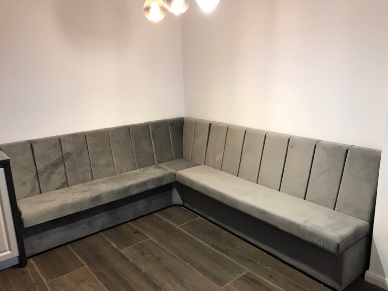 Mobilier de living la comandă executat de Mobila VD în Oradea, lucrarea 2
